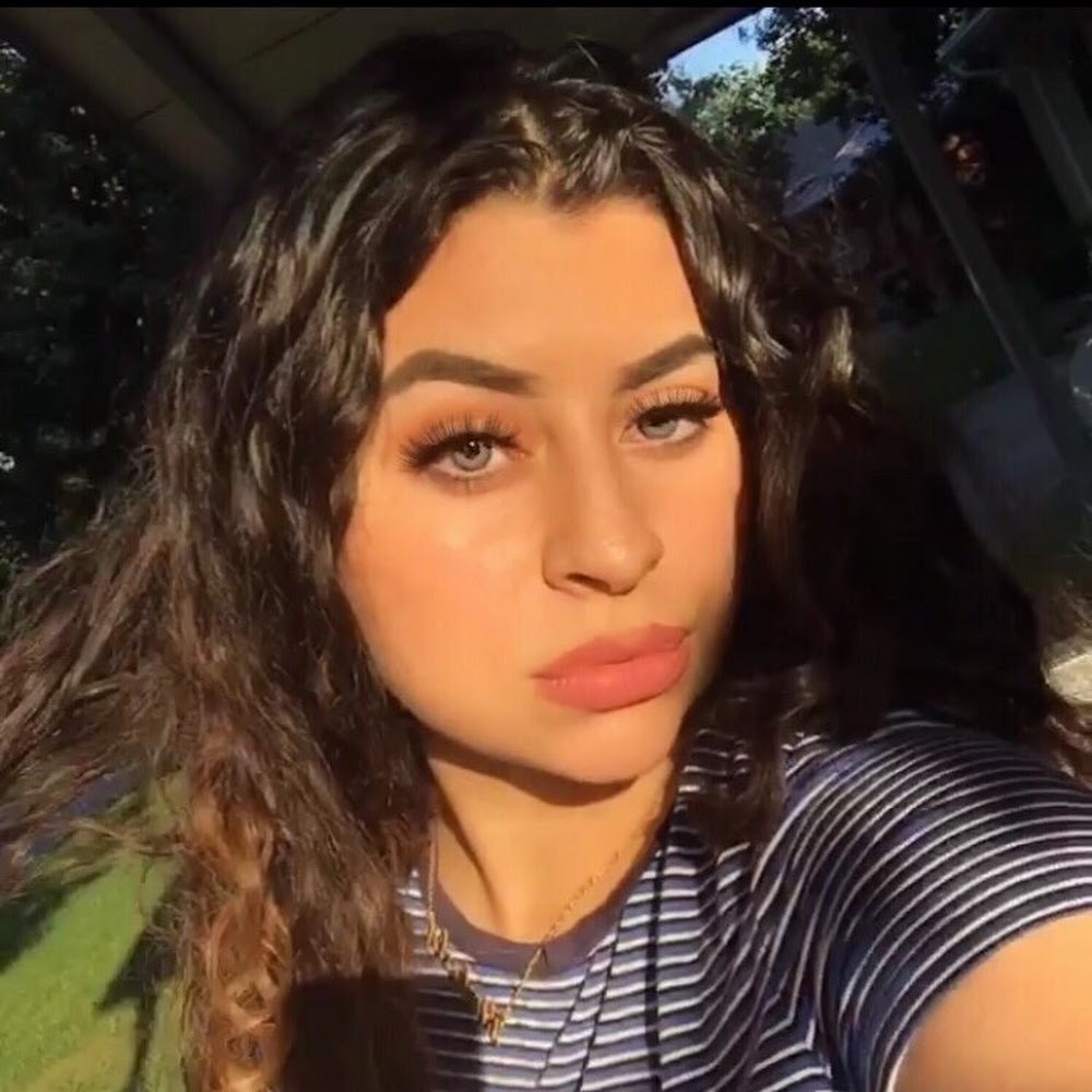 Meet your Posher, Life with